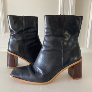 Alohas Free People Soho Square Toe Black Leather Ankle Boots Sz 41